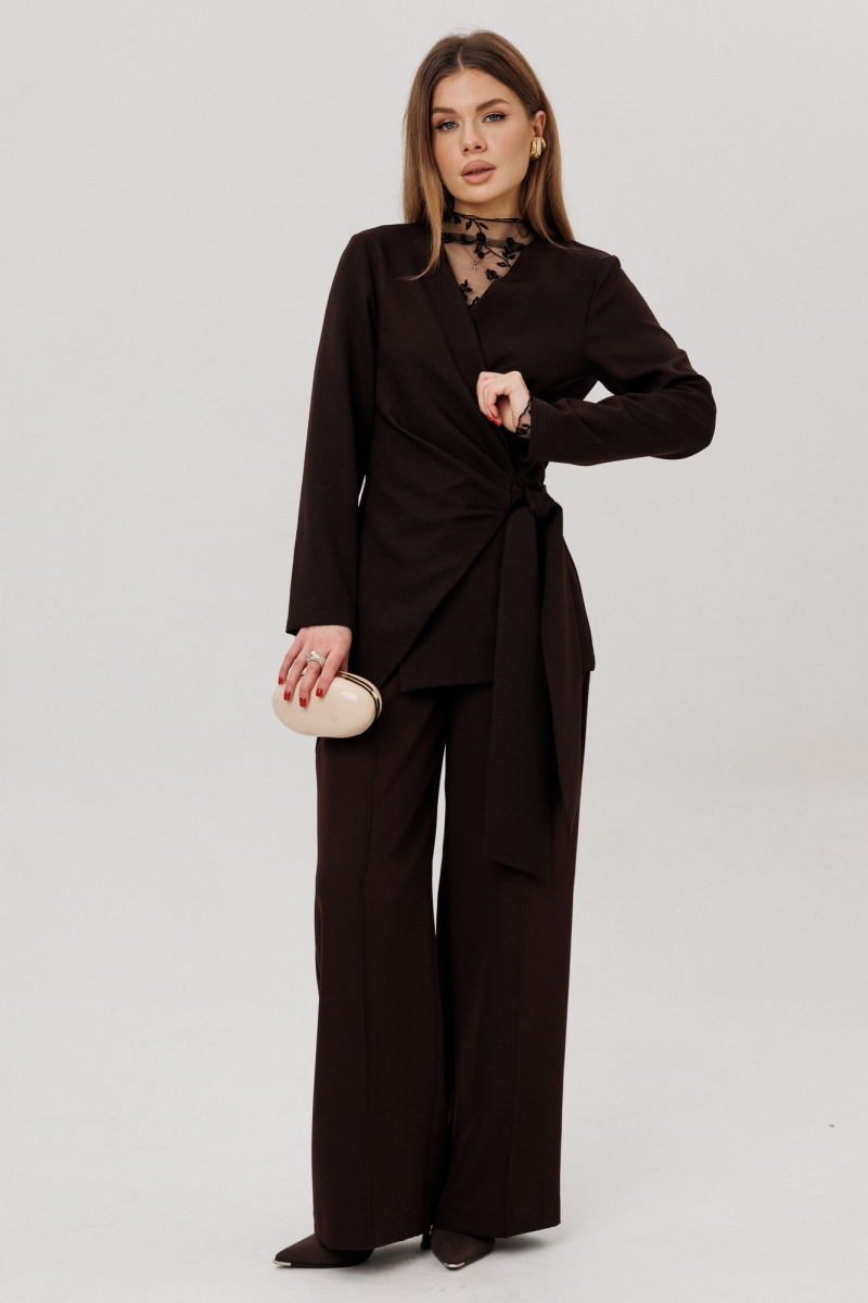 Брючный костюм Amberа Style 2150 шоколад