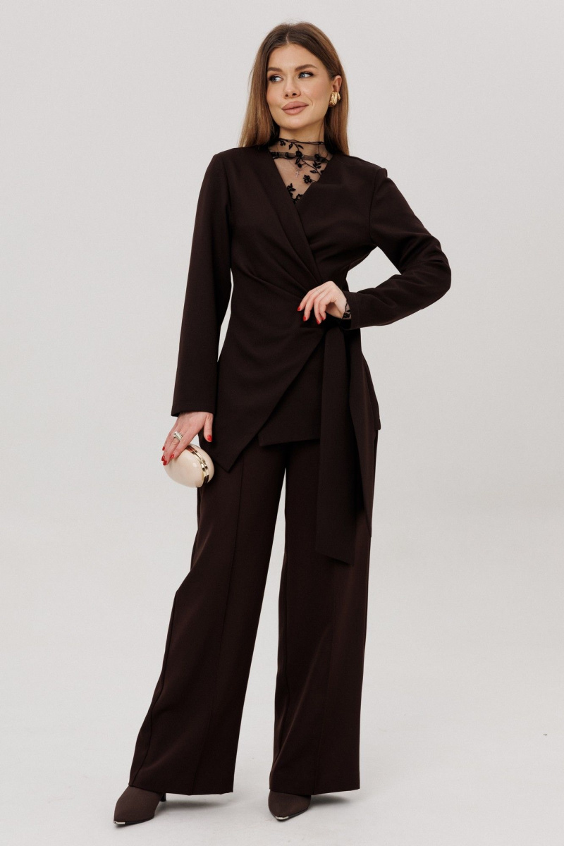 Брючный костюм Amberа Style 3023 шоколад