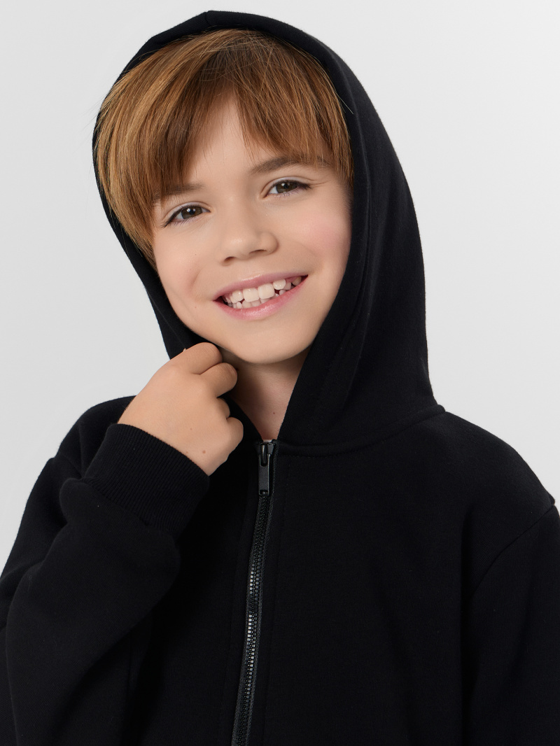 Толстовки Mark Formelle 363321/24-34286Ц-7П черный