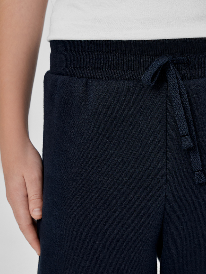 Костюмы Mark Formelle 393314/25-36715П-7П синий_неви_печать_1_сл_на_дет_пер