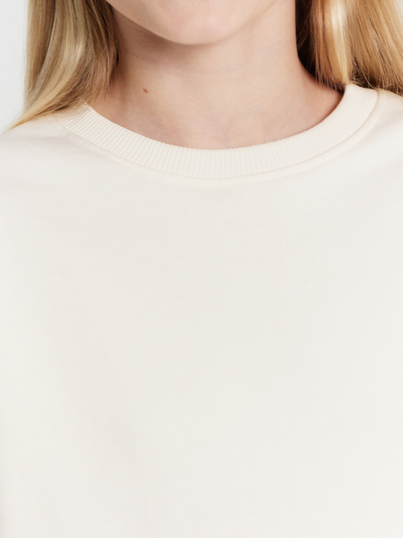 Костюмы Mark Formelle 397745/24-33328Ц-7 молочный