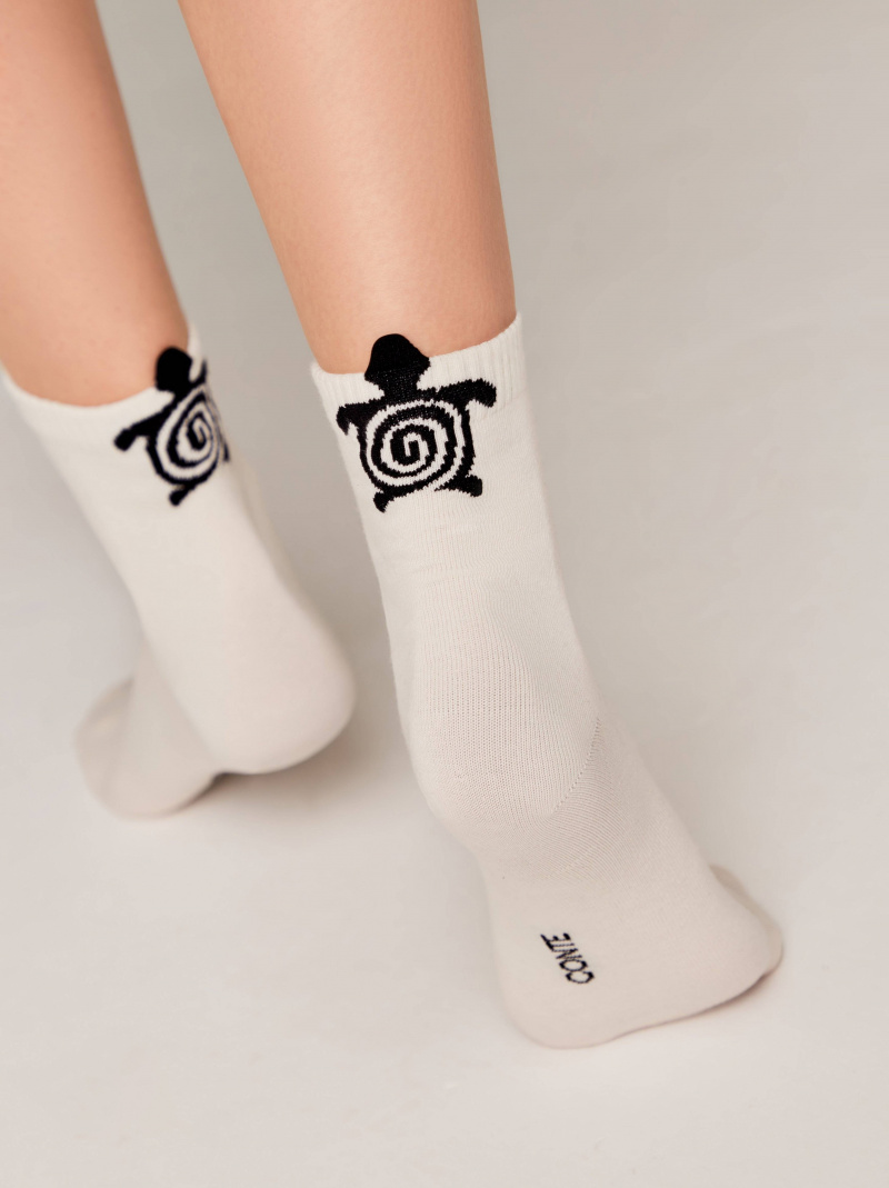 Носки и гольфы CONTE CLASSIC молочный 17С-183СП