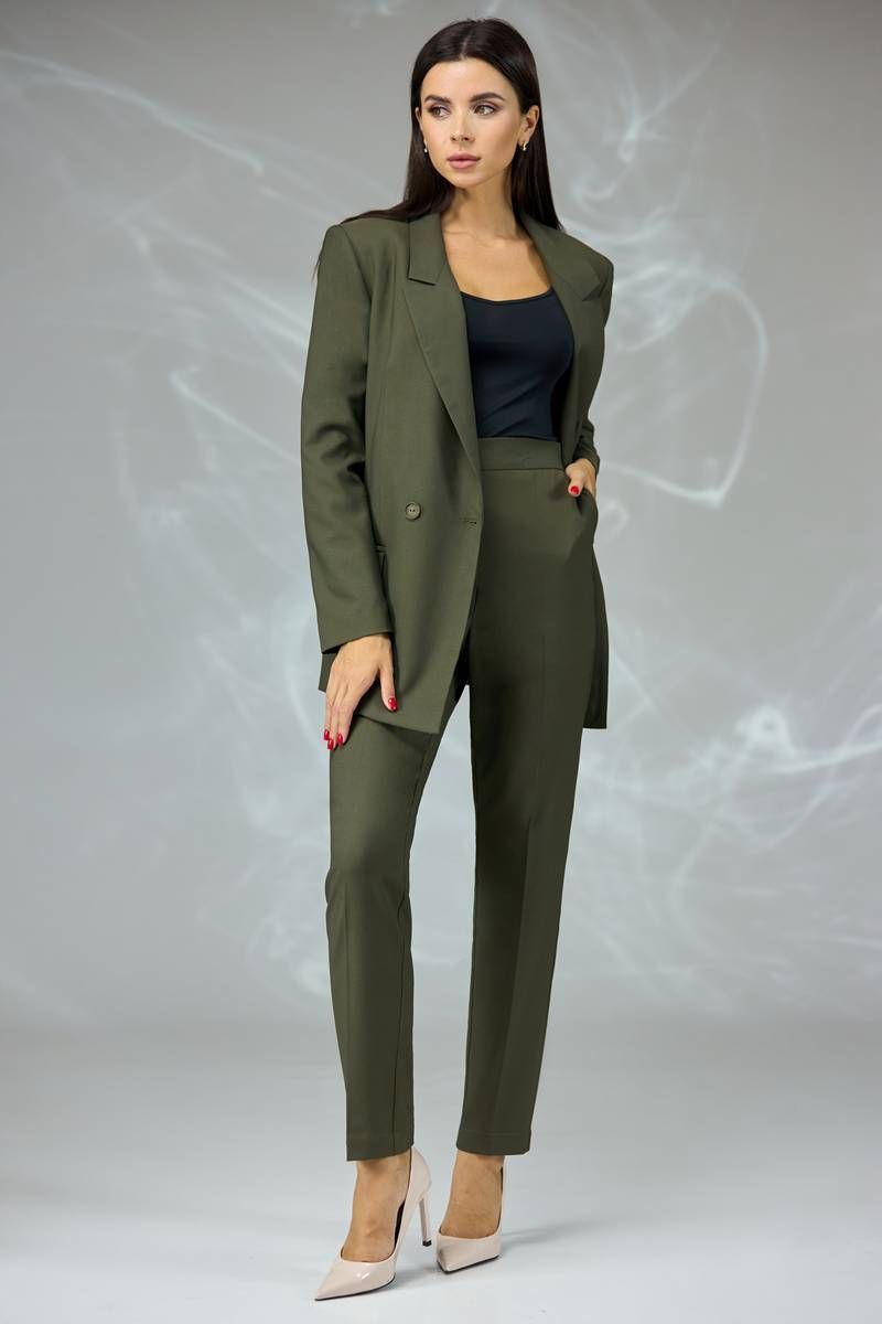 Брючный костюм Angelina & Сompany 575/1 хаки/печать