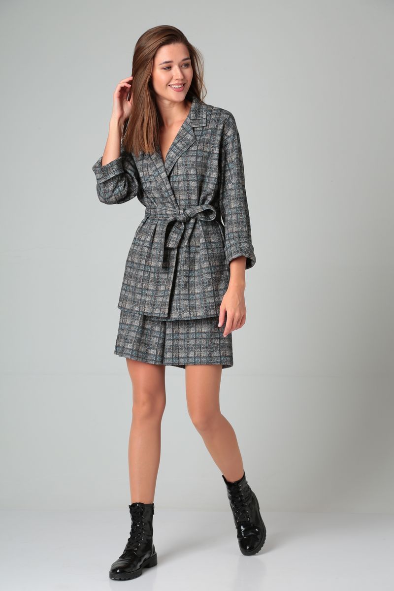 Женский комплект с шортами Your size 2162