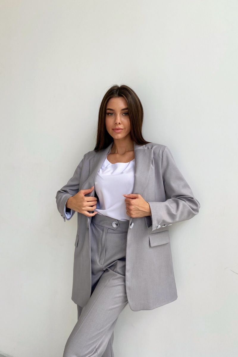 Брючный костюм THE.WOMAN 154-1/027 серый