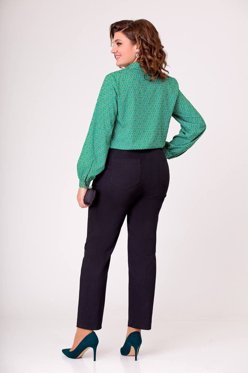 Блузы Swallow 631 нефритовые_цепи