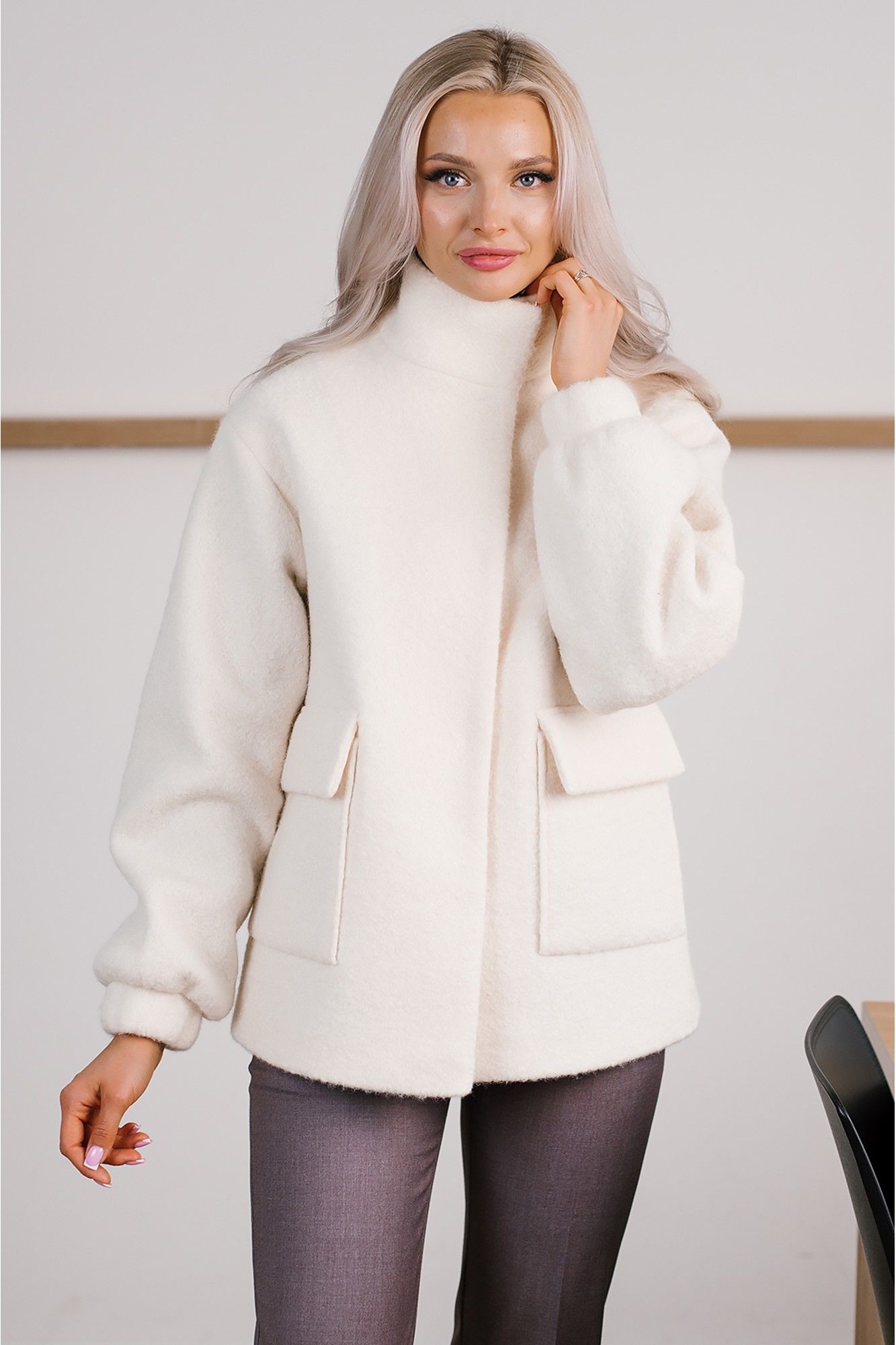 Куртки MONA STYLE FASHION&DESIGN 18108/1 молочный