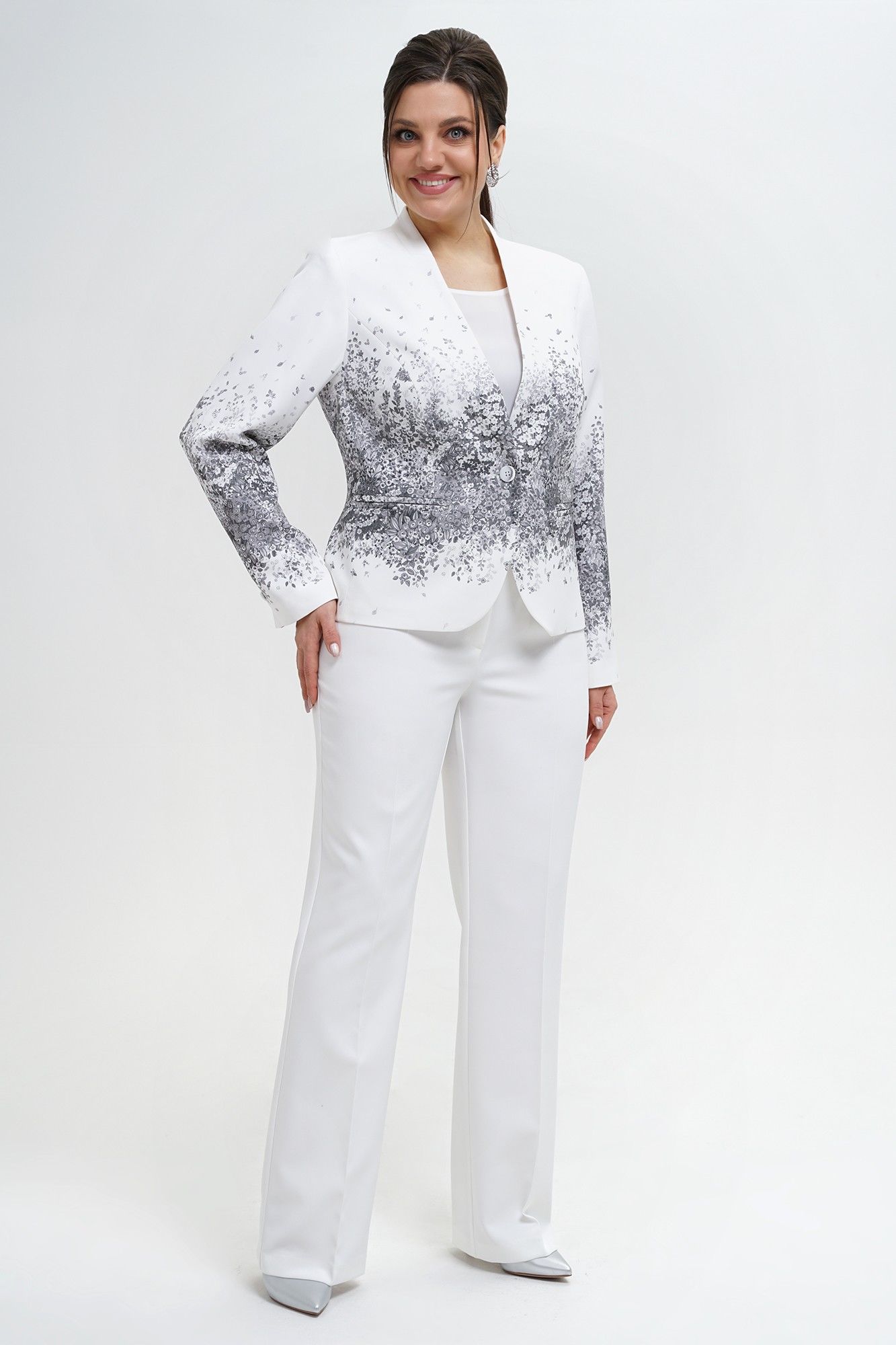 Брючные костюмы Alani Collection 2301 серый_принт