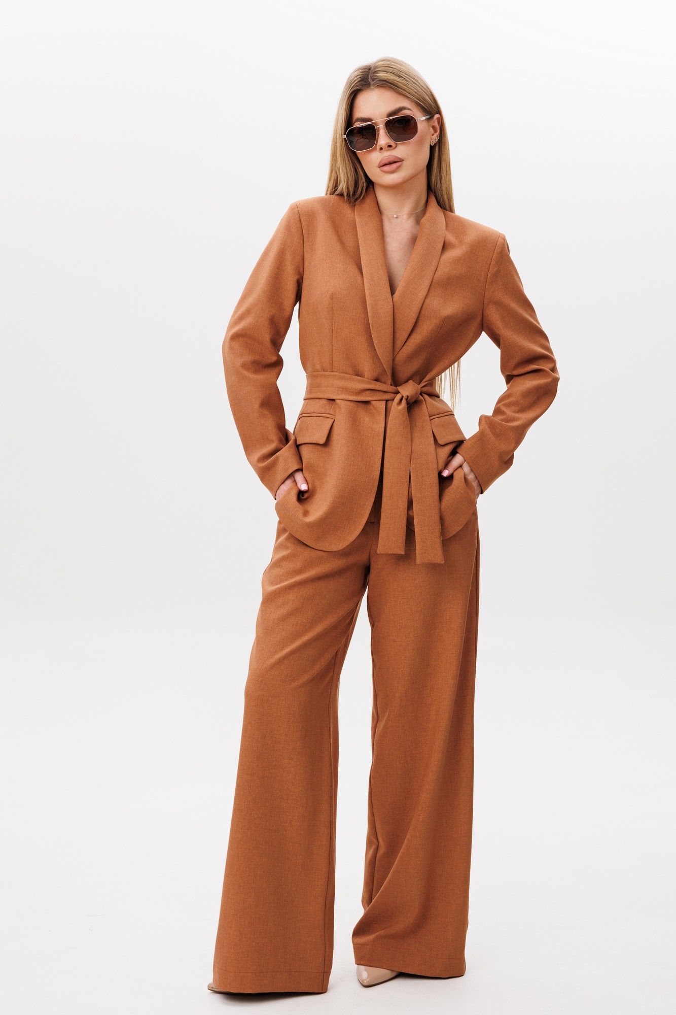 Брючные костюмы Amberа Style 2041-2 терракот