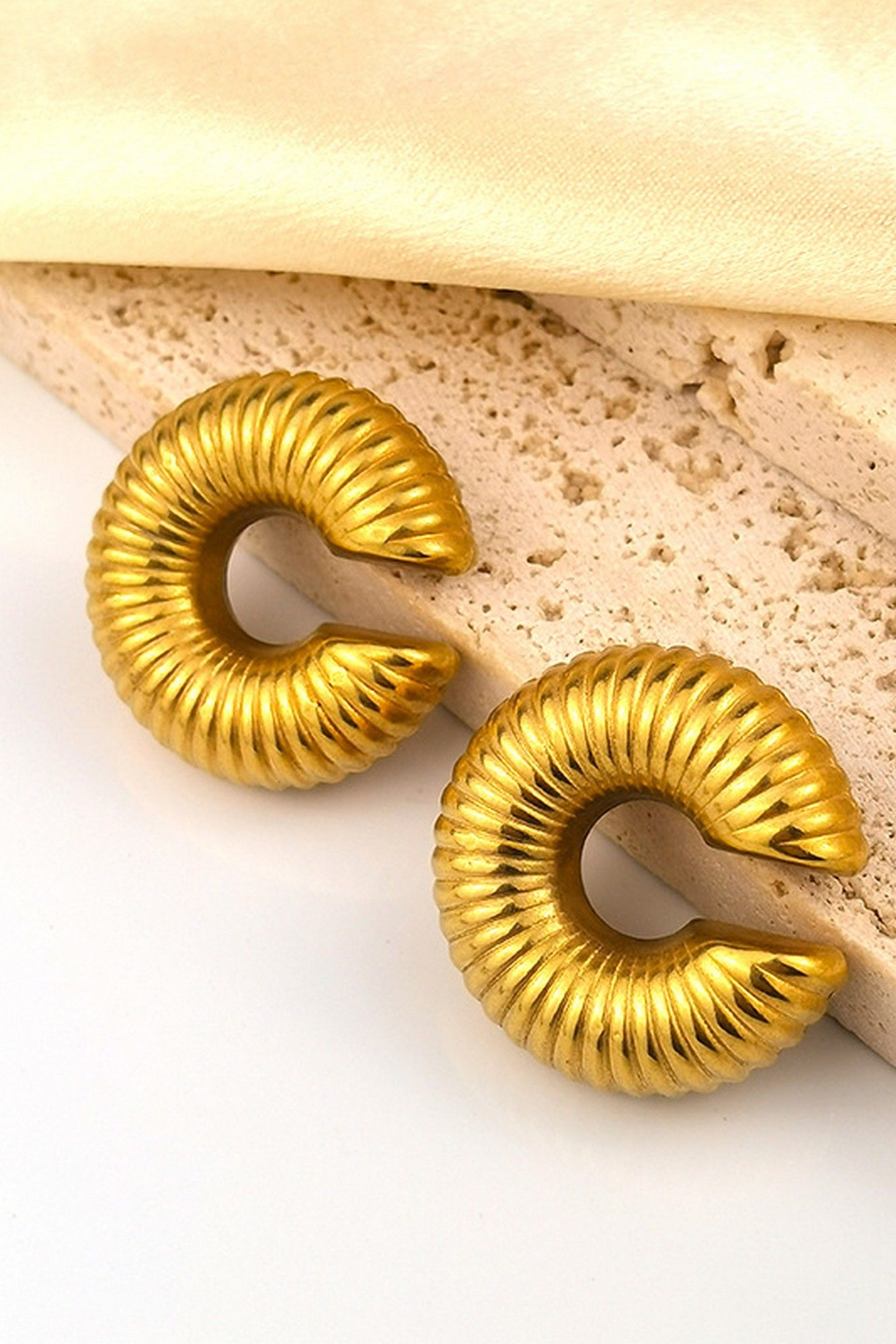 Украшения Jewelry of Dreams BC0003 золото