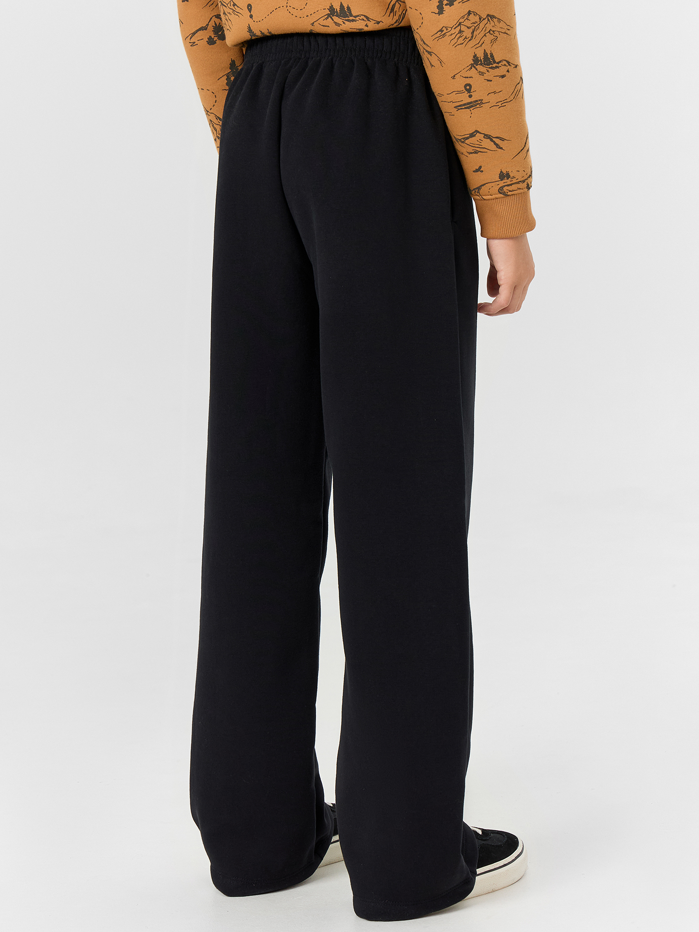 Брюки и шорты Mark Formelle 183392/25-34670Ц-7П черный