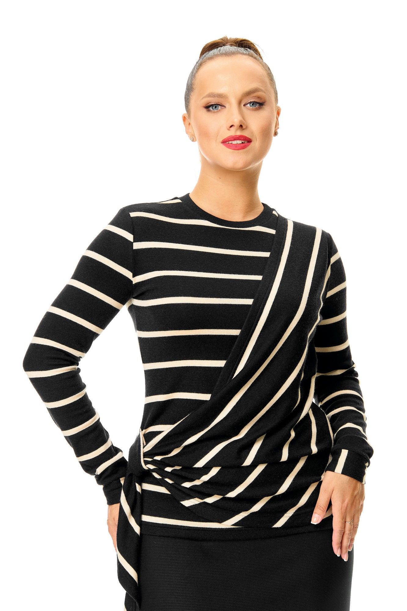 Джемперы T&N 7701 полоска_черный