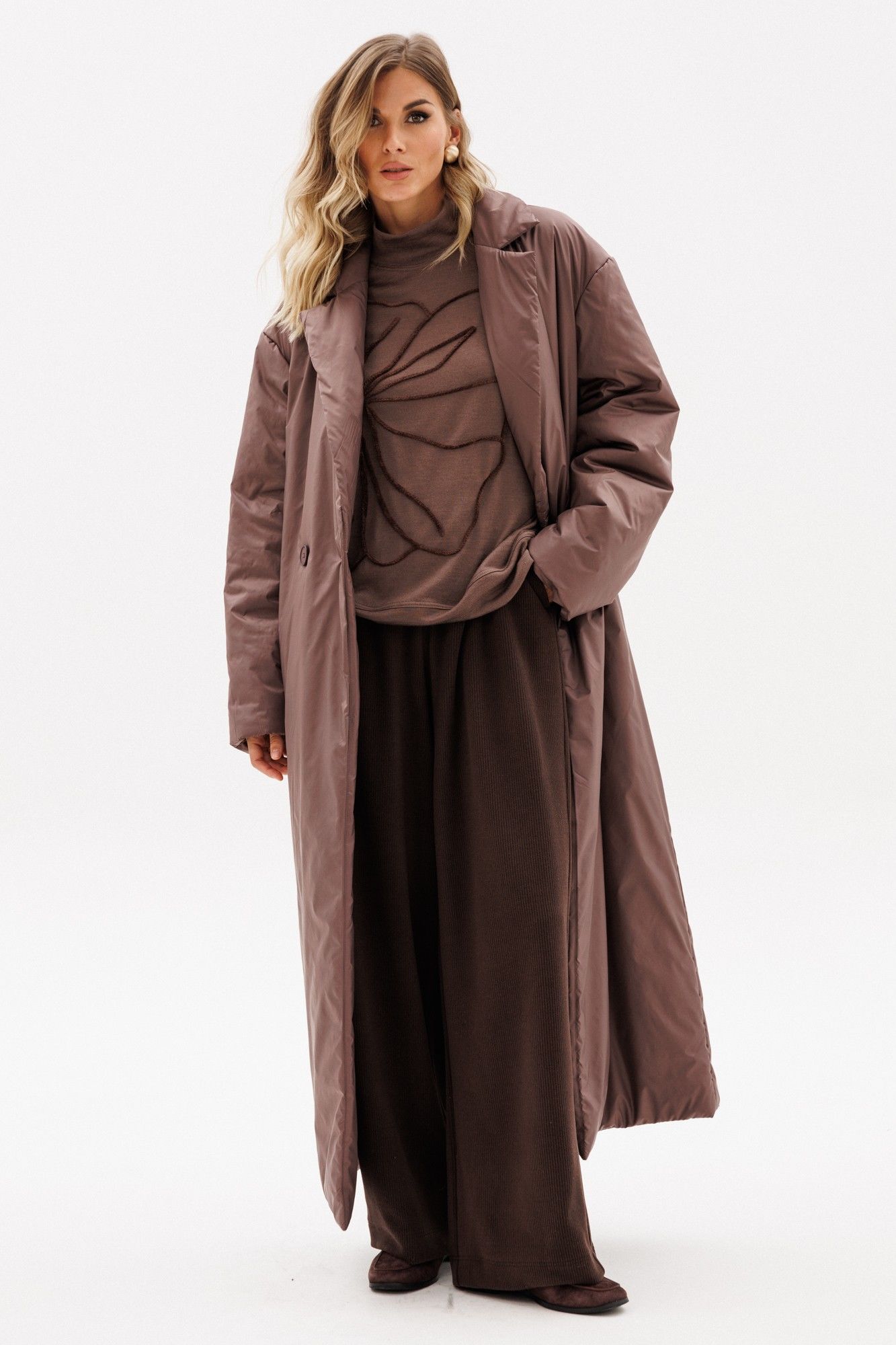 
EOLA 2926 какао, Пальто