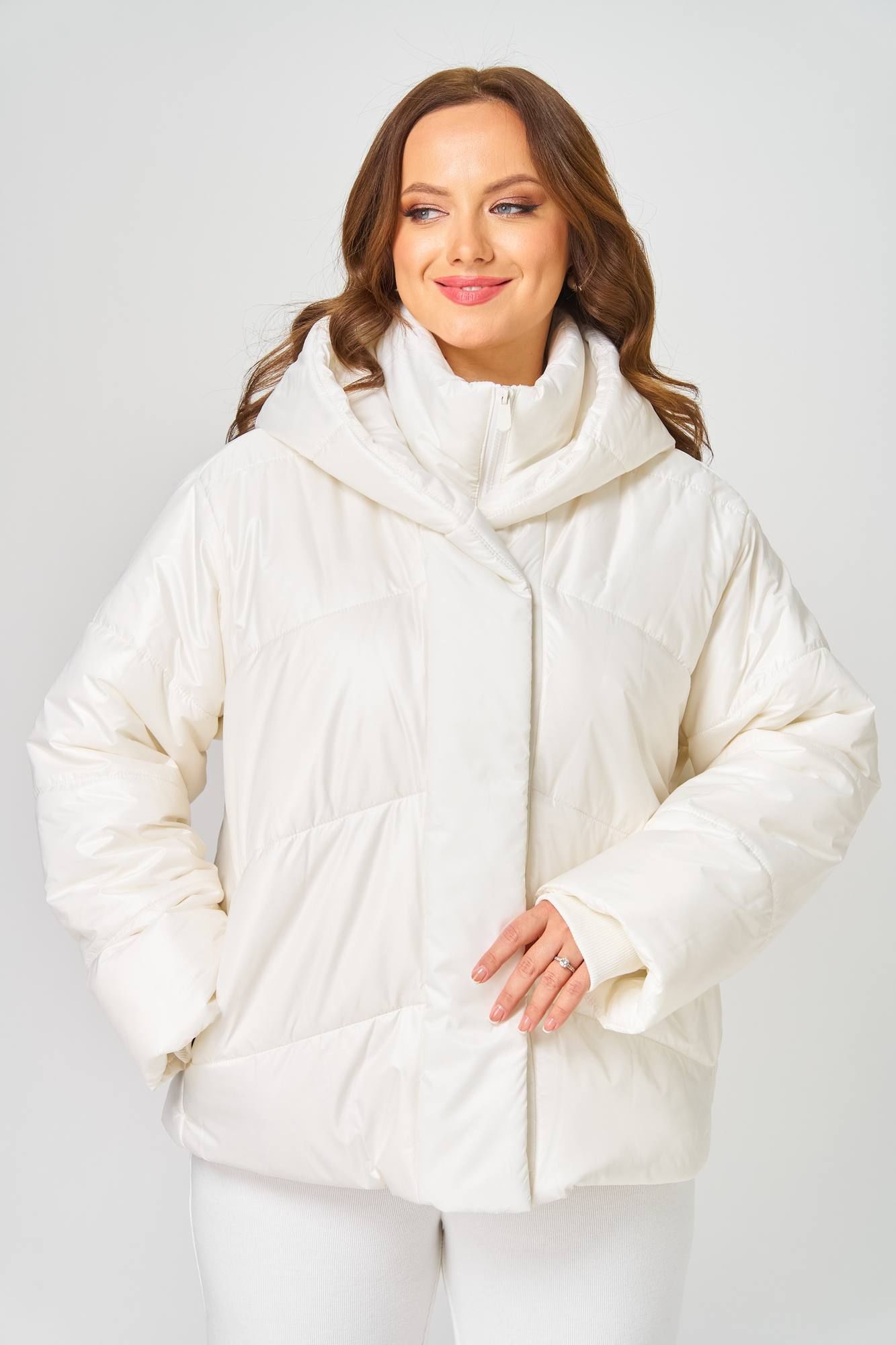 Куртки Диомант 2125 молочный