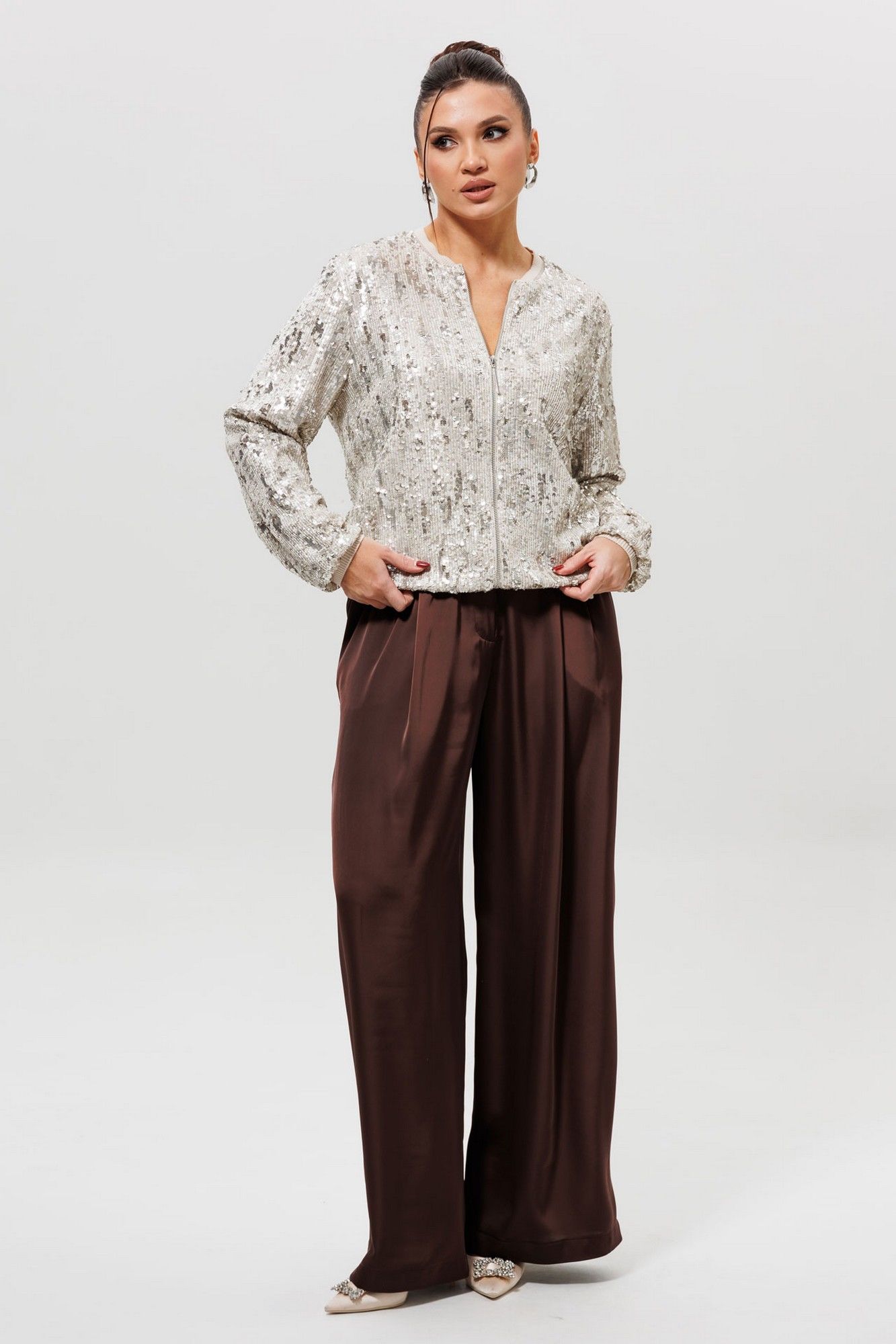 Брючные костюмы Mislana 1283/1 серебро/шоколад
