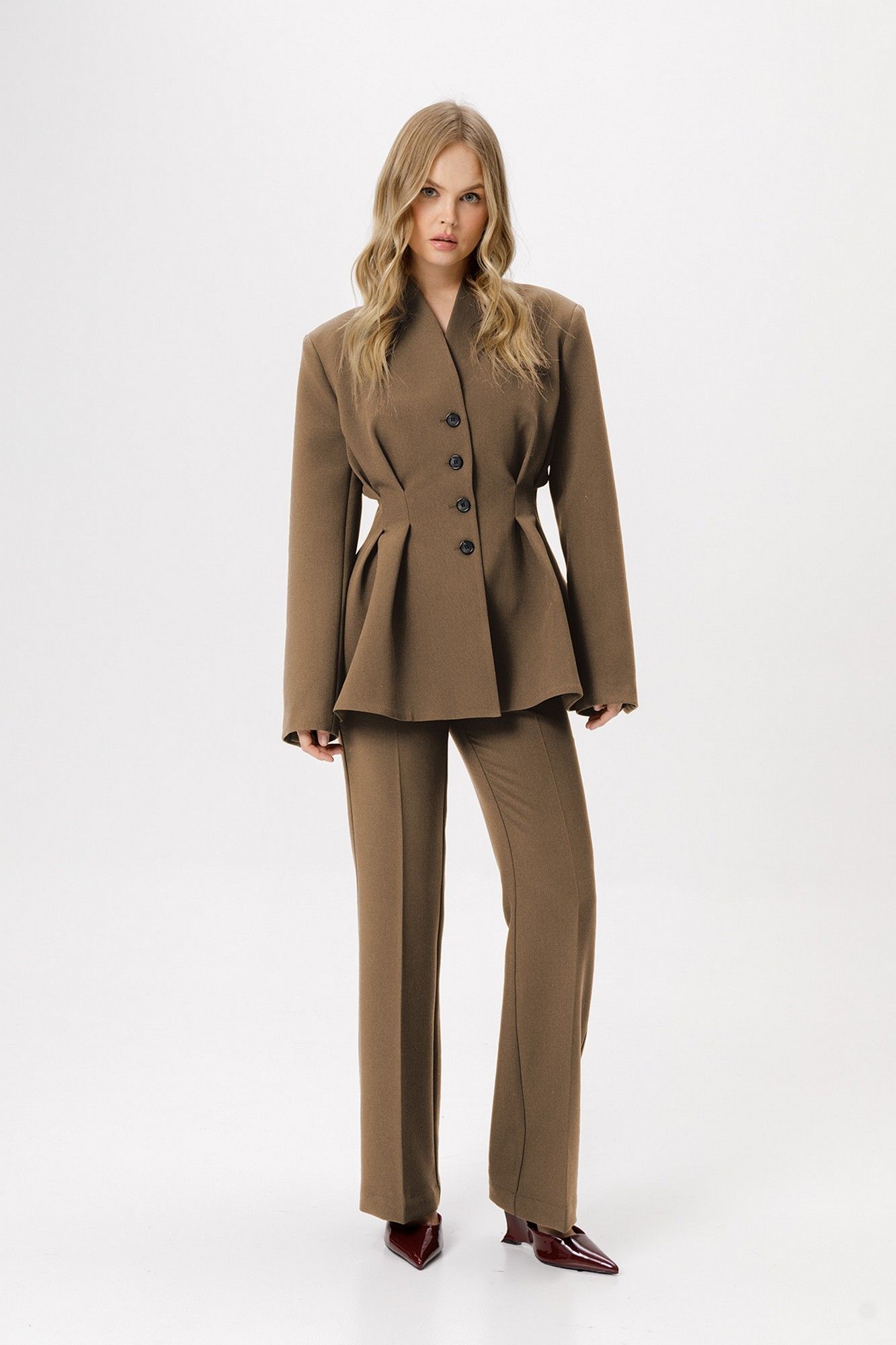 Брючные костюмы PiRS 6341 капучино