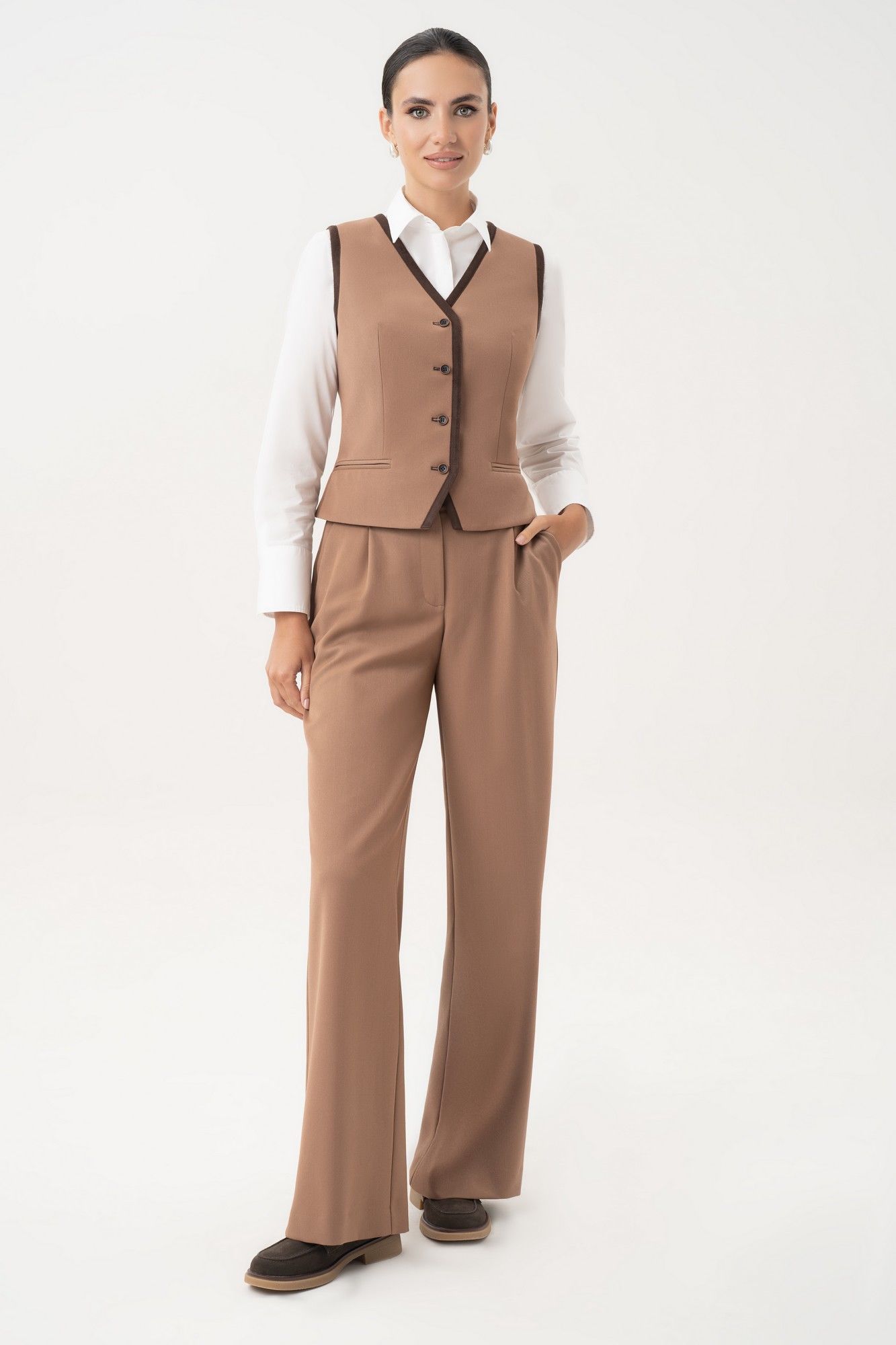 Брючные костюмы Urs 25-635-1