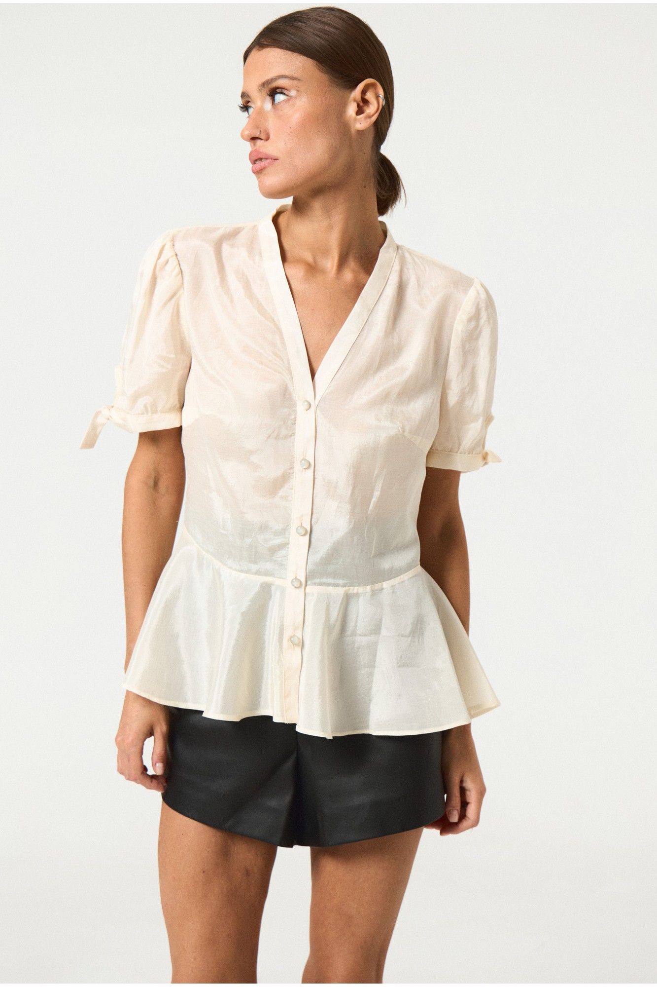 Блузы ATTIKA A3459 бежевый