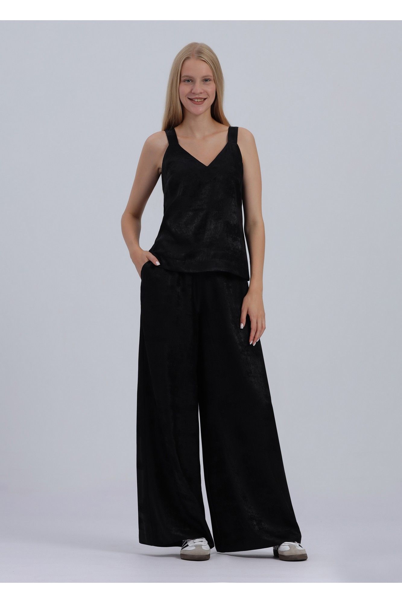 Блузы Полинушка 153Б черный