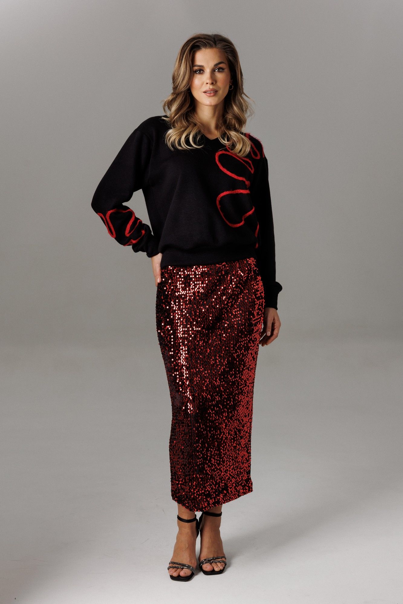 Комплекты юбочные Ларс Стиль 1184 черный-красный