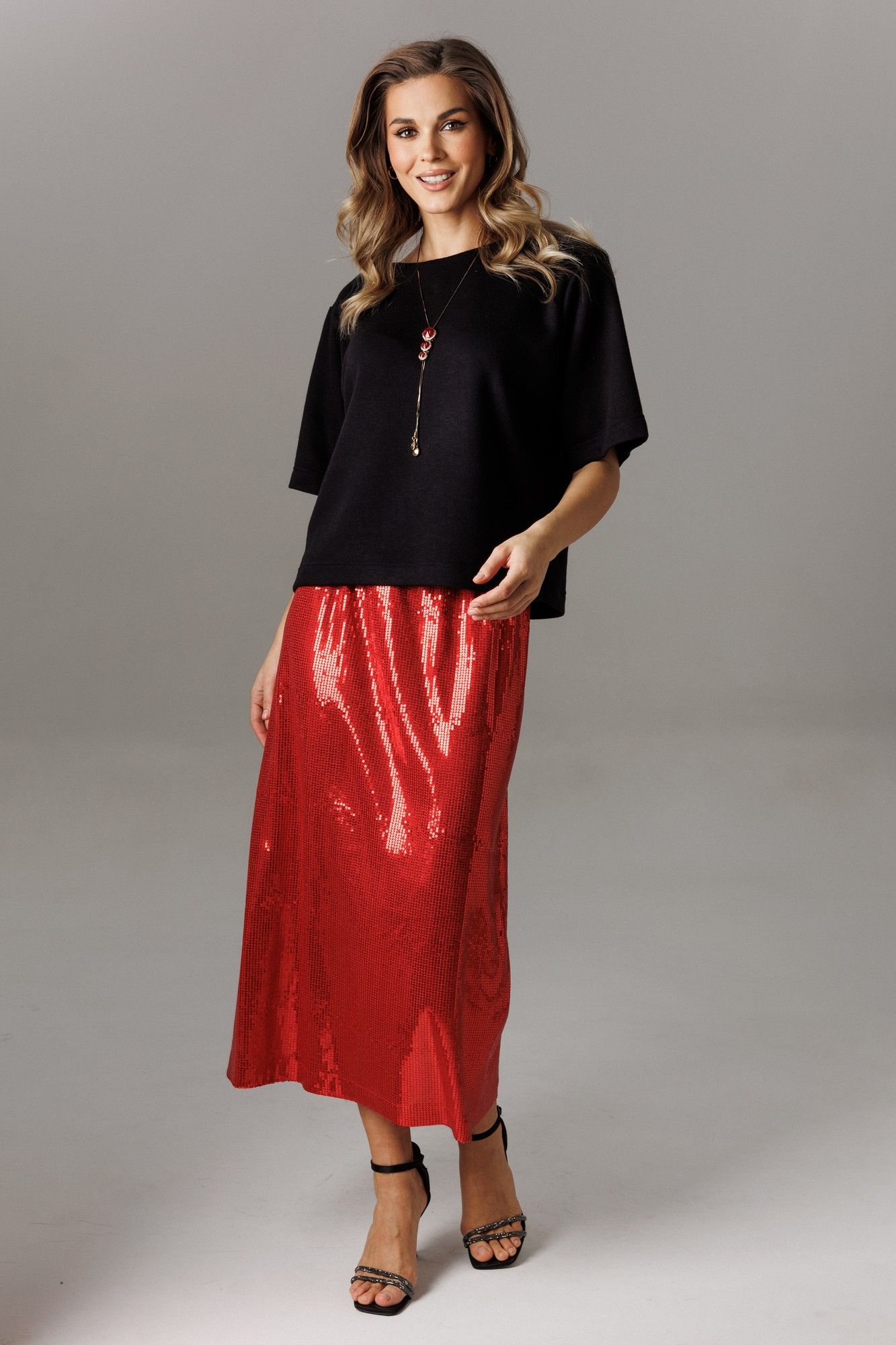 Комплекты юбочные Ларс Стиль 1186 черный-красный